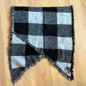 Large black and white plaid blanket scarf
